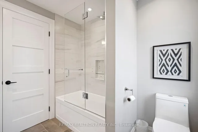 Additional image 38 of 28 Burwood Rd