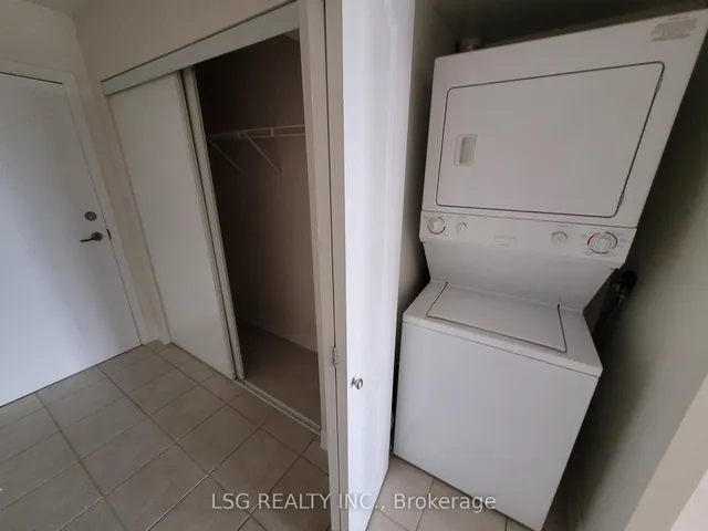 Additional image 7 of 8 Rean Dr Unit 906