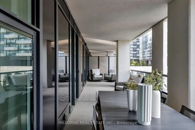 Additional image 10 of 455 Wellington St Unit 907