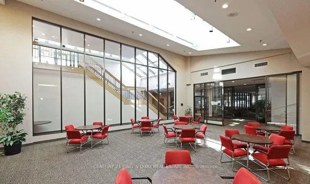 Additional image 18 of 225 Bamburgh Circ Unit 1808