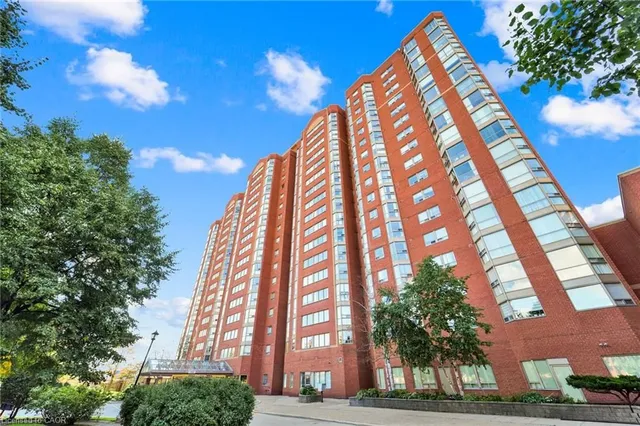 Additional image 2 of 2466 Eglinton Ave