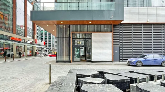 Additional image 3 of 19 Bathurst St Unit 1102