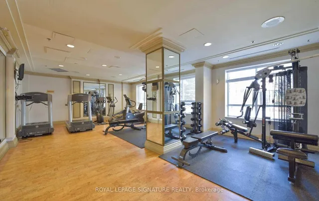 Additional image 26 of 18 Sommerset Way Unit 818
