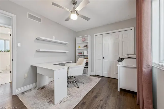 Additional image 20 of 264 Grey Fox Dr