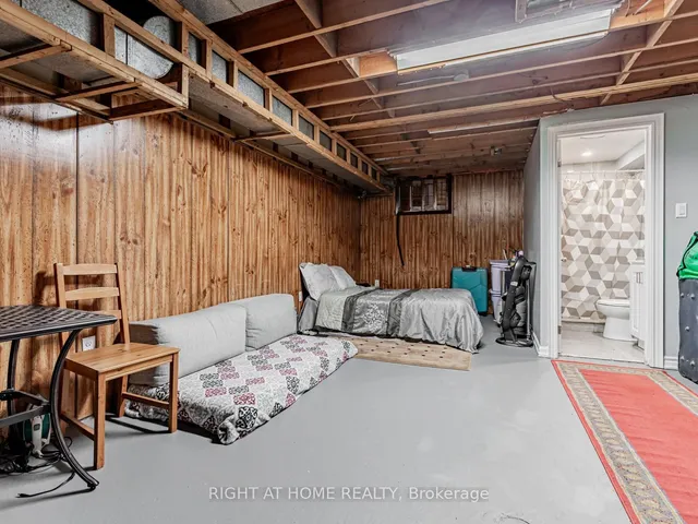 Additional image 27 of 71 Satchell Blvd