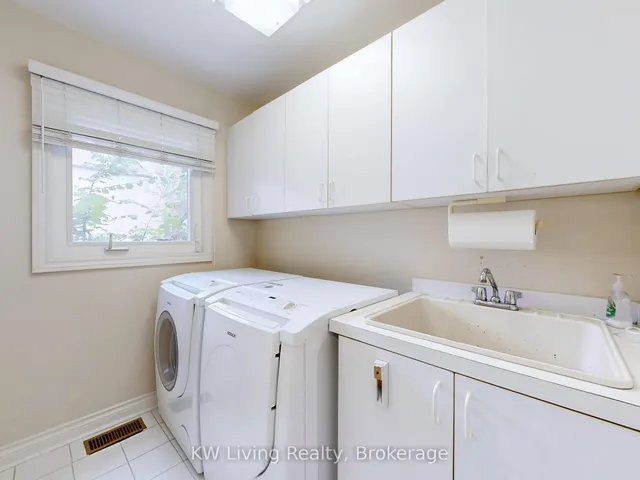 Additional image 18 of 389 Kingsdale Ave