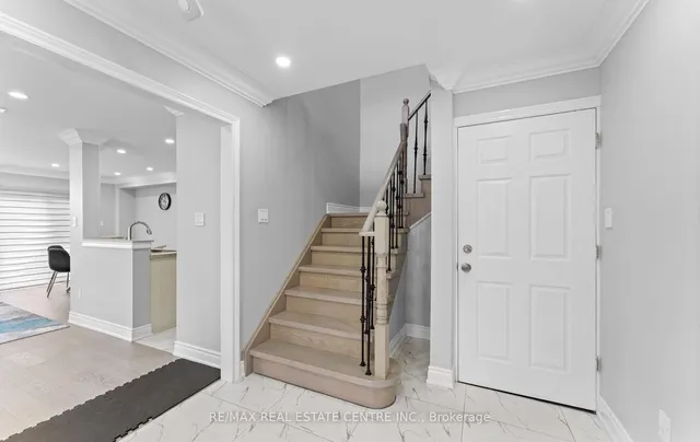 Additional image 18 of 32 Viewcrest Circ Unit 32