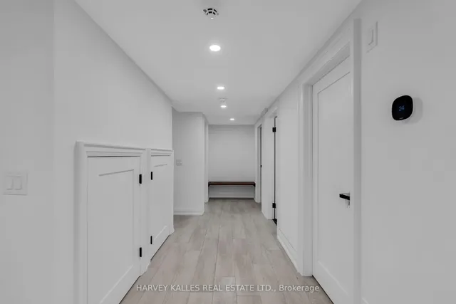 Additional image 38 of 32 Almont Rd