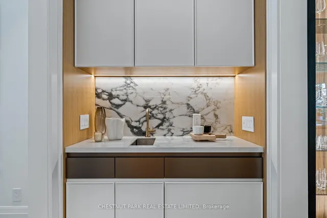 Additional image 11 of 80 Lynwood Ave