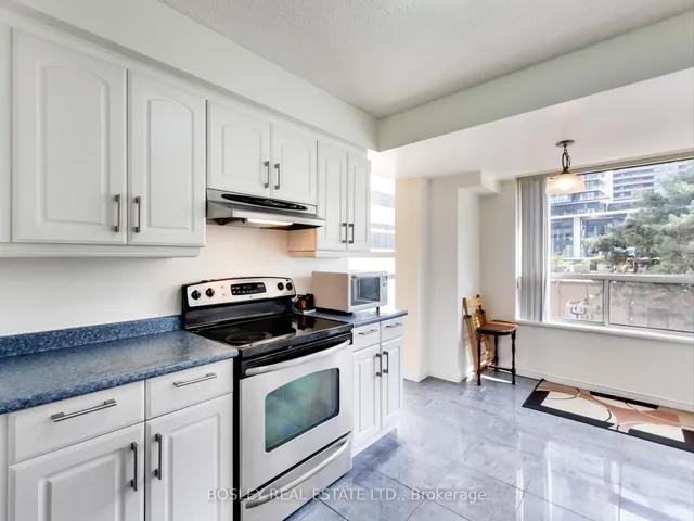 Additional image 10 of 100 Upper Madison Ave Unit 203
