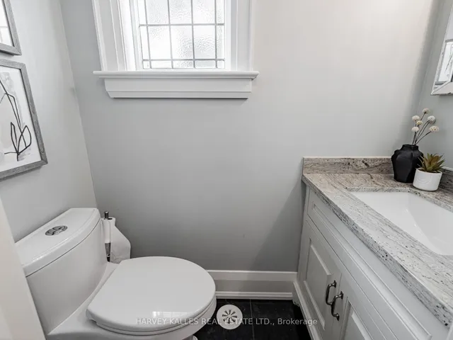 Additional image 18 of 566 Oriole Pkwy