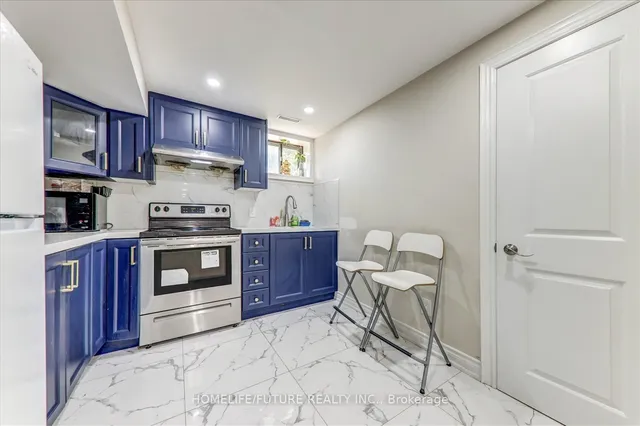 Additional image 29 of 153 Centennial Rd