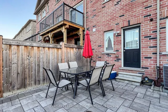 Additional image 40 of 12 Pringdale Gardens Circ