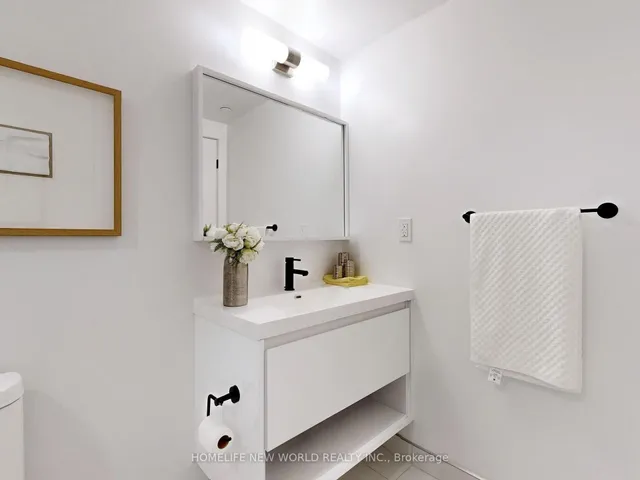 Additional image 19 of 2 Augusta Ave Unit LPH03