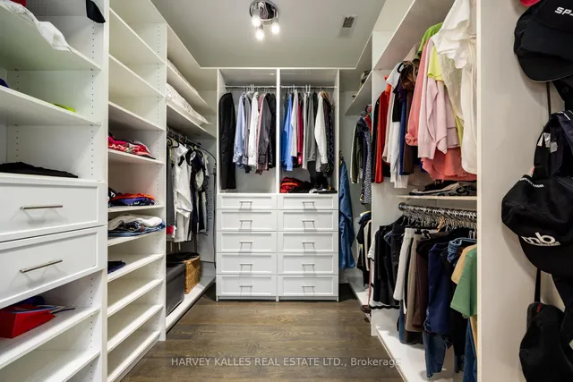 Additional image 25 of 14 Sulgrave Cres
