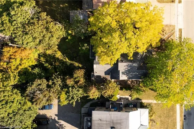 Additional image 41 of 44 Ellen St