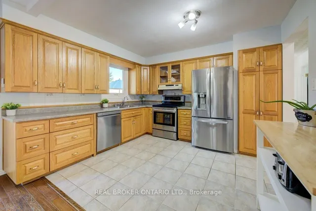 Additional image 11 of 144 Laurentian Dr