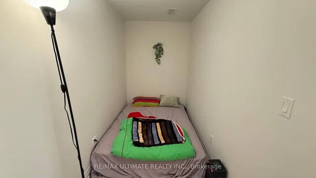 Additional image 19 of 1630 Queen St Unit 301