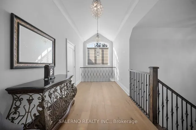 Additional image 24 of 11 Compton Cres