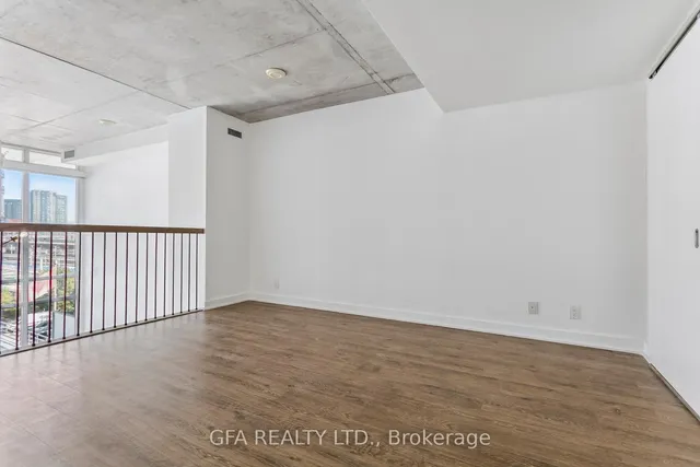 Additional image 38 of 5 Hanna Ave Unit 438