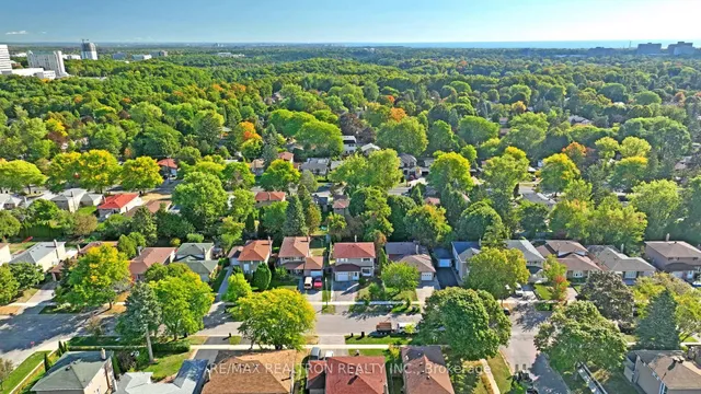 Additional image 29 of 154 Merkley Sq