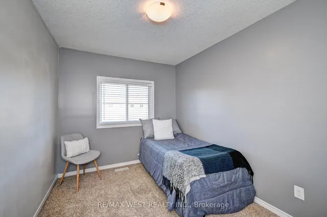Additional image 35 of 21 Machado St