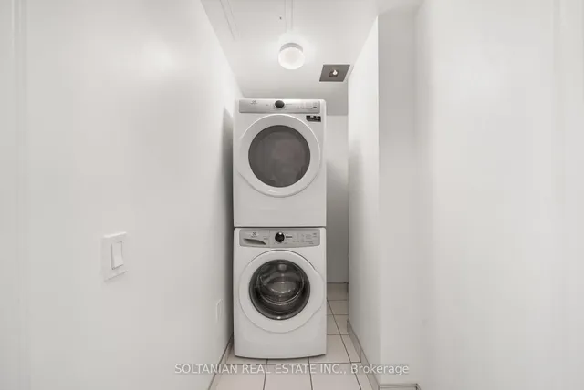 Additional image 25 of 50 George Butchart Dr Unit 810