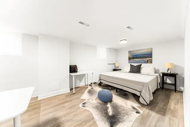 Additional image 29 of 905 Glencairn Ave