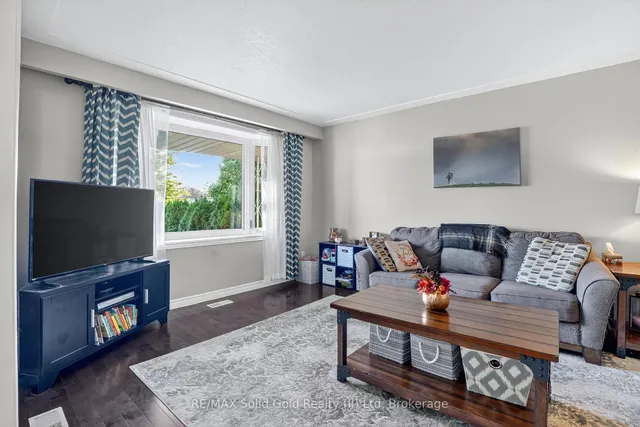 Additional image 8 of 14 Carnaby Cres