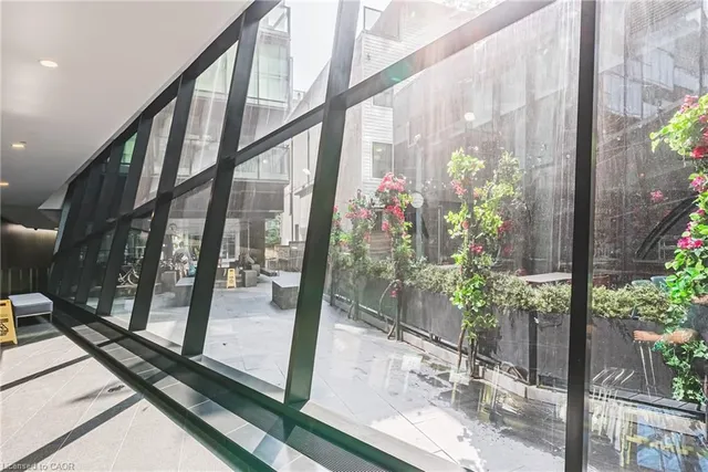 Additional image 27 of 629 King St