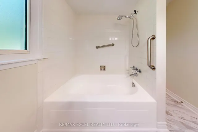 Additional image 34 of 161 Carolbreen Sq