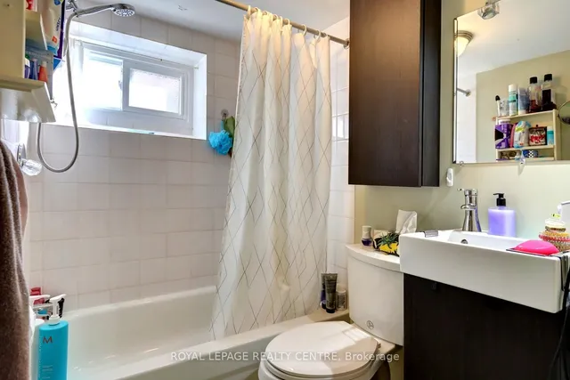 Additional image 35 of 23 Wyndham St