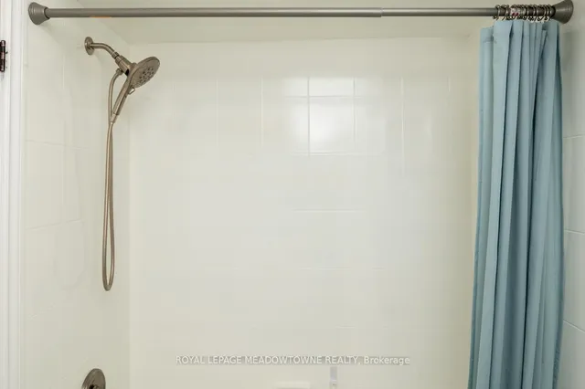 Additional image 8 of 17 Kersdale Ave