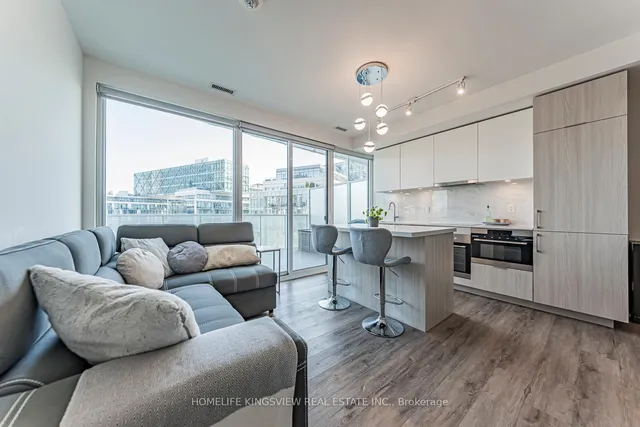 Additional image 15 of 15 Queens Quay Unit 923