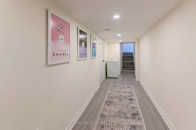 Additional image 37 of 109 Douglas Ave