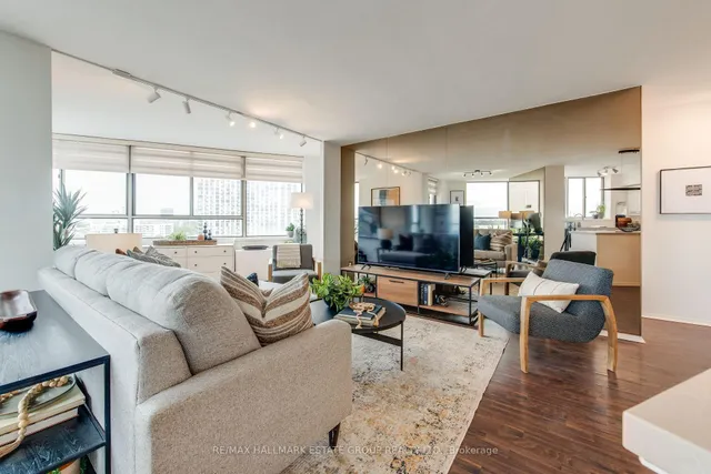 Additional image 17 of 270 Queens Quay Unit 1102