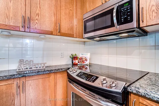 Additional image 21 of 215 Sherway Gardens Rd Unit 109