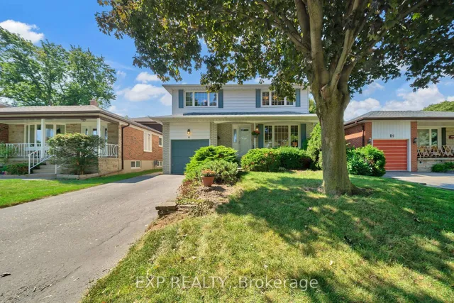 6 Queensland Crt