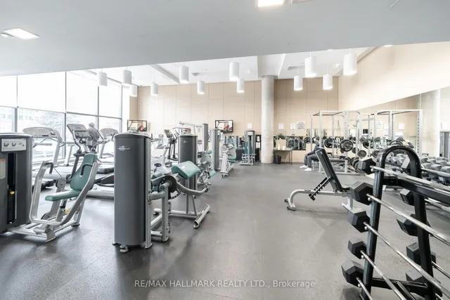 Additional image 30 of 25 Capreol Crt Unit 3008