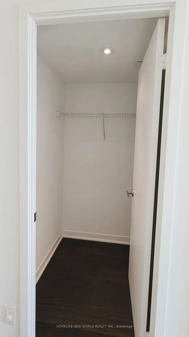 Additional image 15 of 88 Harbour St Unit 4810