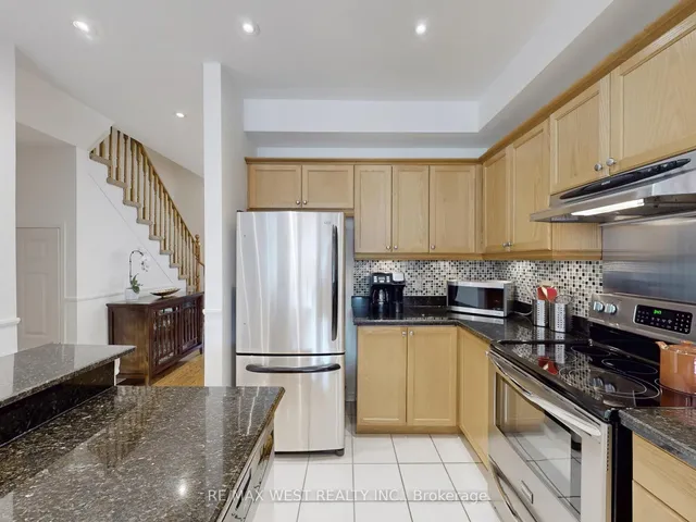 Additional image 16 of 22 Sierra Dr