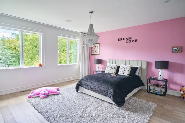 Additional image 17 of 1305 Royal York Rd