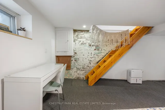 Additional image 41 of 62 Garnet Ave