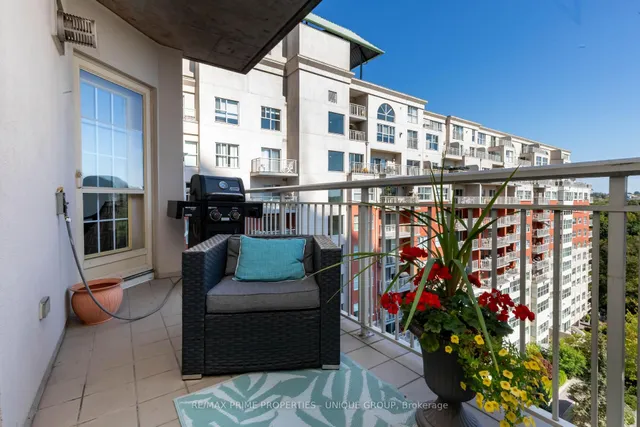 Additional image 25 of 18 Concorde Pl Unit 808