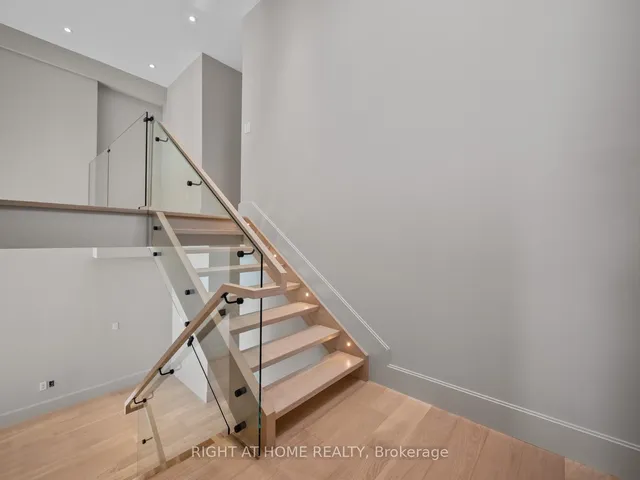 Additional image 37 of 57 Alameda Ave