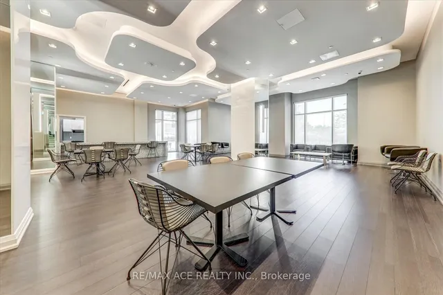 Additional image 37 of 20 Meadowglen Pl Unit 2606