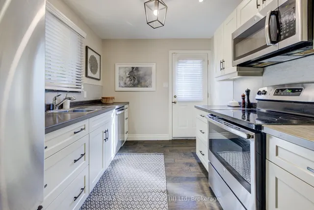 Additional image 12 of 211 Village Rd