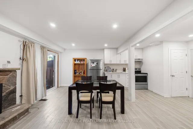 Additional image 31 of 105 Apache Tr