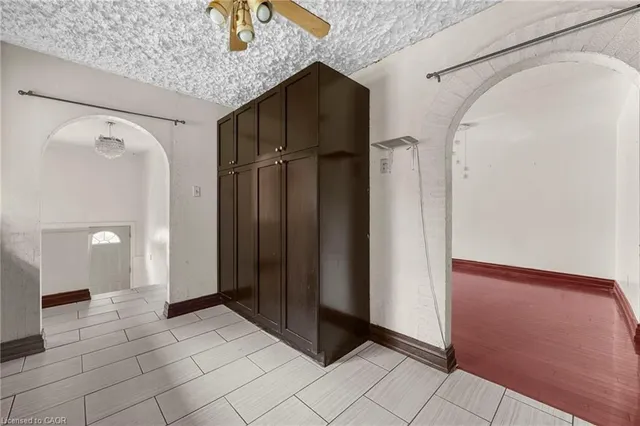 Additional image 13 of 50 Apache Trail