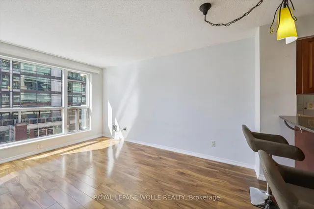 Additional image 12 of 230 King St Unit 1109